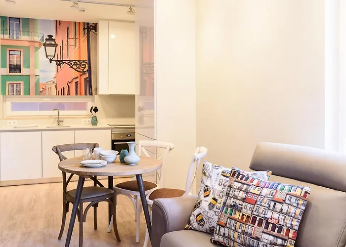 Апартаменты Sitio Dos Cavaleiros Daily Serviced Лиссабон