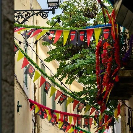 Sitio Dos Cavaleiros Daily Serviced * Lisboa