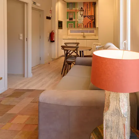 Sitio Dos Cavaleiros Daily Serviced Лиссабон